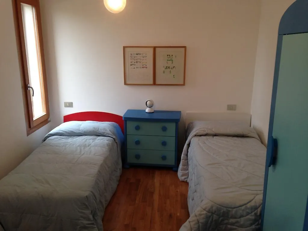 אלגהרו Casa Vacanza 2 Mari 0*,  איטליה